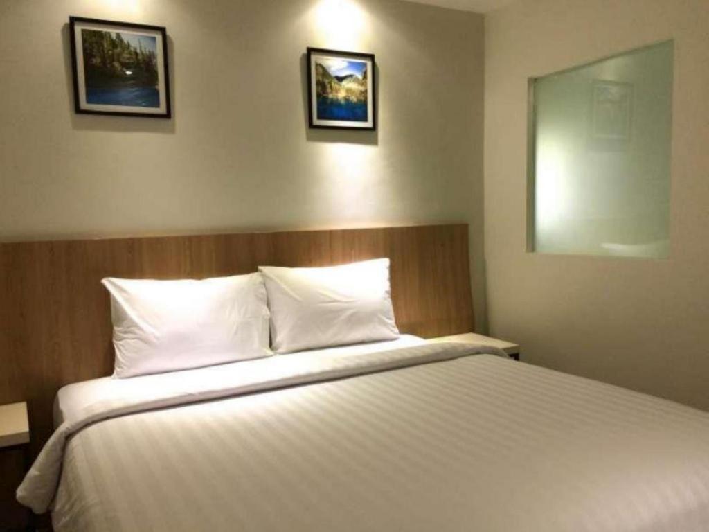Hart Hotel Arjuna Mataram Exterior foto