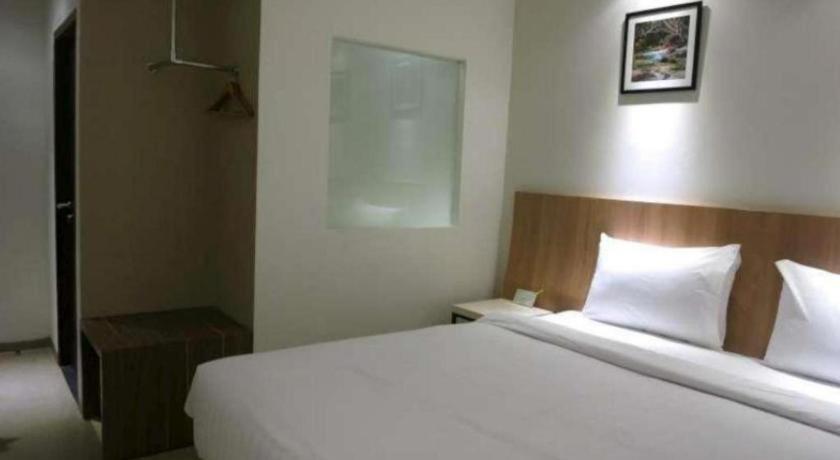 Hart Hotel Arjuna Mataram Exterior foto