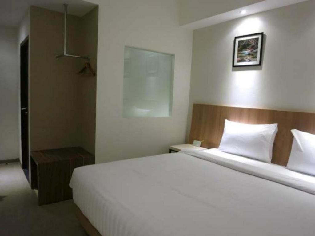 Hart Hotel Arjuna Mataram Exterior foto